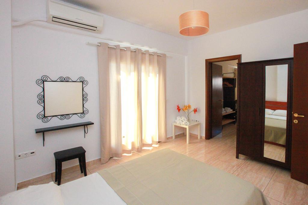Kallisti Apartments Skiathos Town Bilik gambar