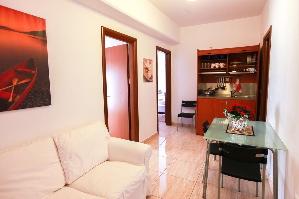 Kallisti Apartments Skiathos Town Bilik gambar